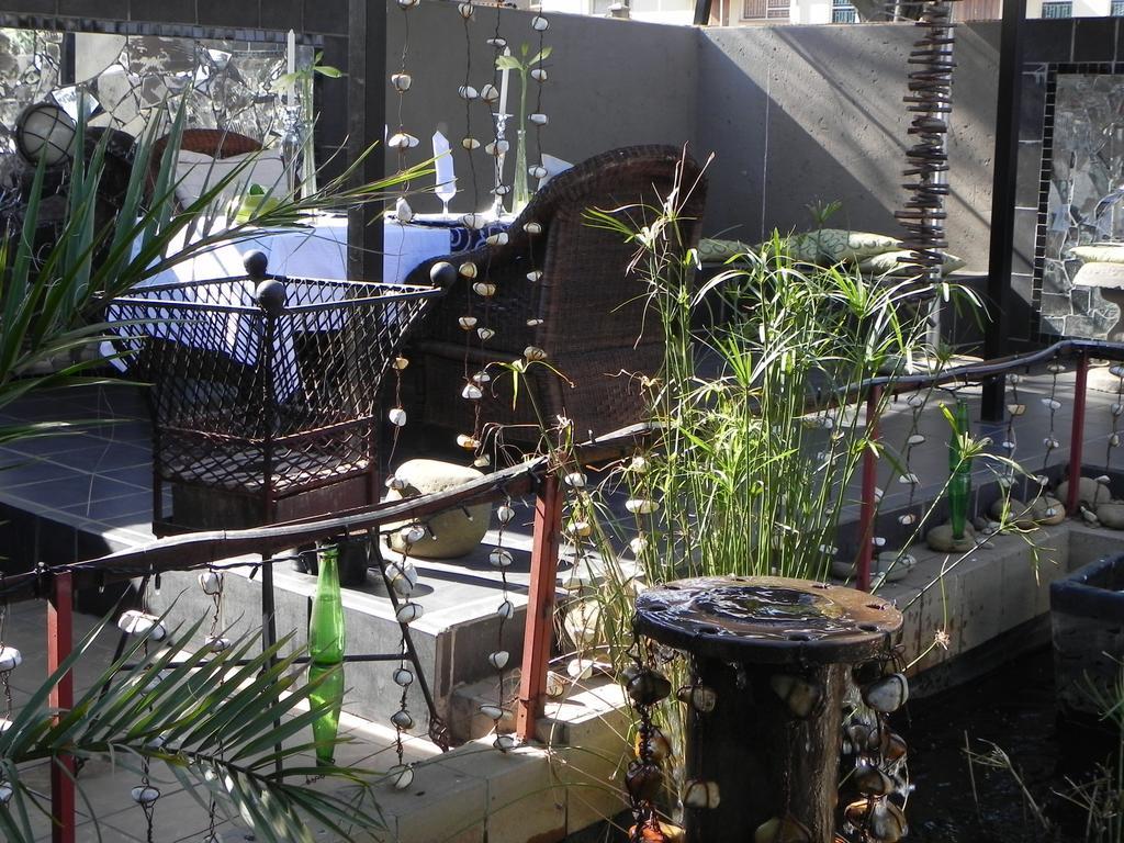 44 On Ennis Guest Lodge And Restaurant - No Load Sheddding إرميلو المظهر الخارجي الصورة