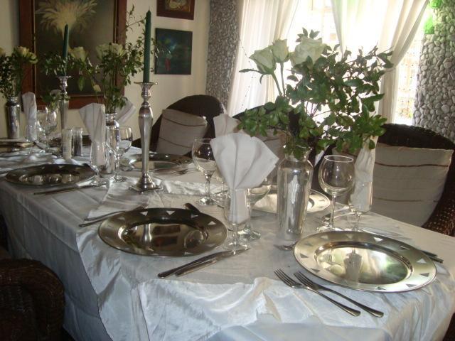 44 On Ennis Guest Lodge And Restaurant - No Load Sheddding إرميلو المظهر الخارجي الصورة